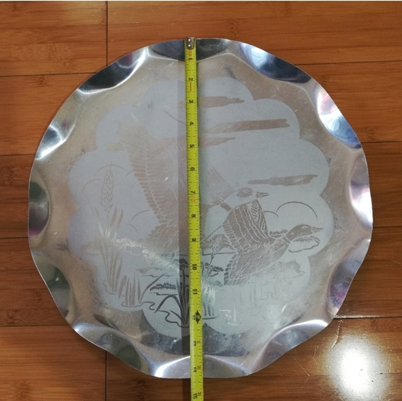 Vintage Aluminum Serving Tray Dish Platter - Picture 4 of 11